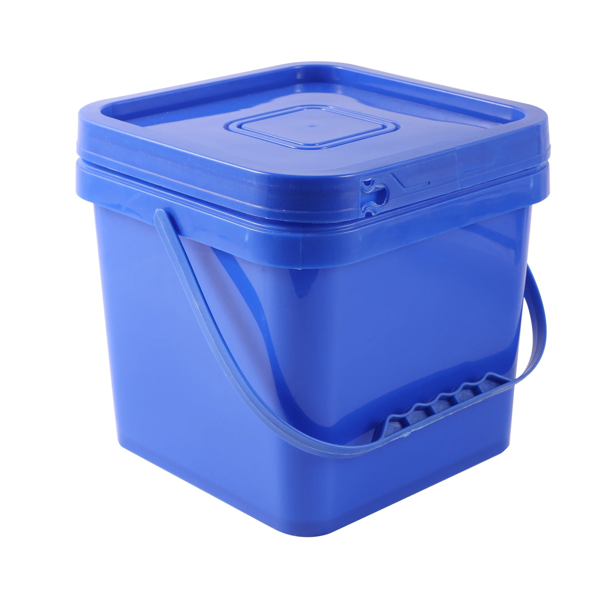 Cubo Bebedero para Pollos 5L con Tazas para Beber