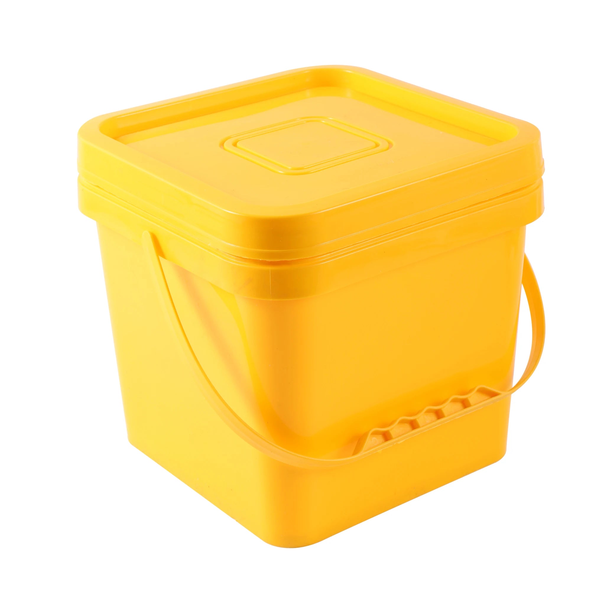 Cubo Bebedero para Pollos 5L con Tazas para Beber