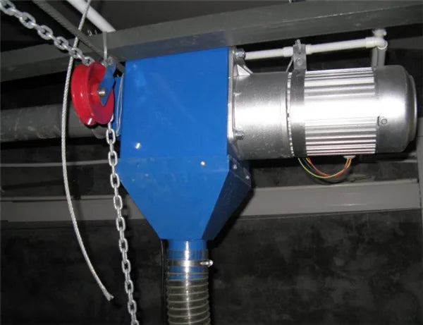 Sistema Automático de Alimentación y Bebida para Gallinero