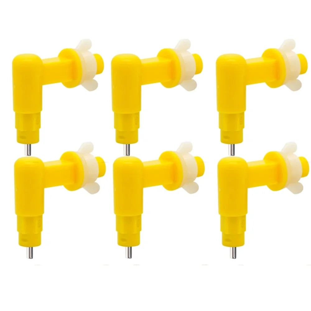 Niples Automáticos Antigoteo para Bebedero de Gallinas