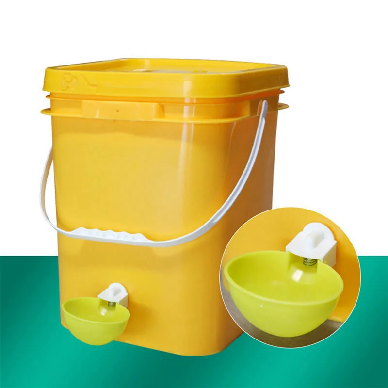 30 Tazas Automáticas de Agua para Pollos